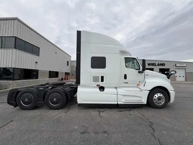 2027 International LT6259463ced234371723a3881f9d1570edc3