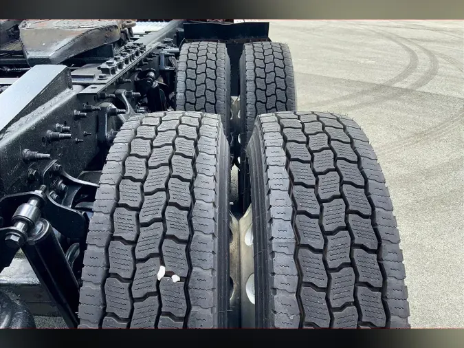 2019 INT LT625 6x4