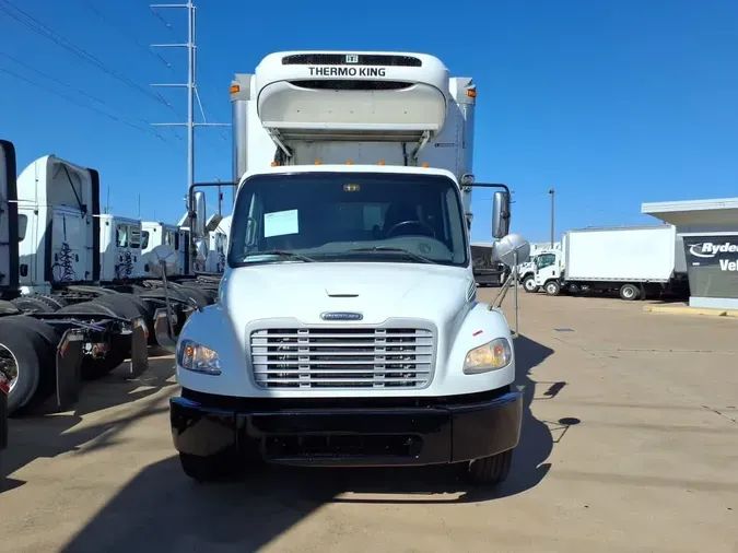 2018 FREIGHTLINER/MERCEDES M2 106