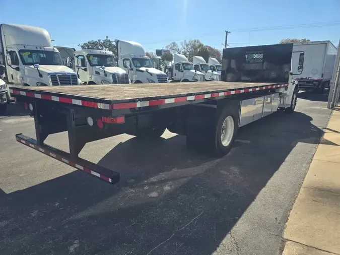 2018 FREIGHTLINER/MERCEDES M2 106