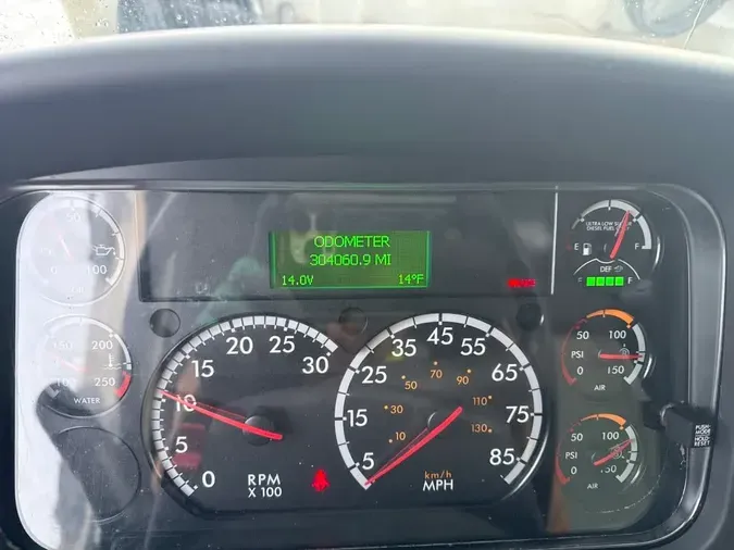 2020 FREIGHTLINER/MERCEDES M2 106