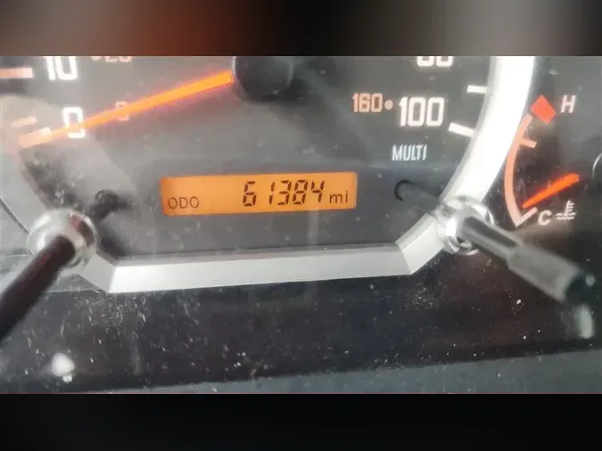2020 ISUZU NPR-XD