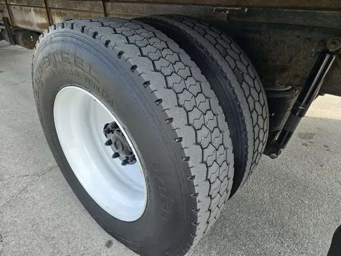 2016 HINO 338 Reefer