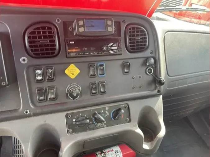 2019 FREIGHTLINER/MERCEDES M2 106