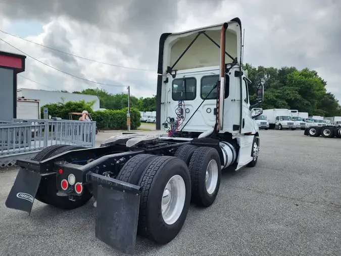 2020 FREIGHTLINER NEW CASCADIA PX12664