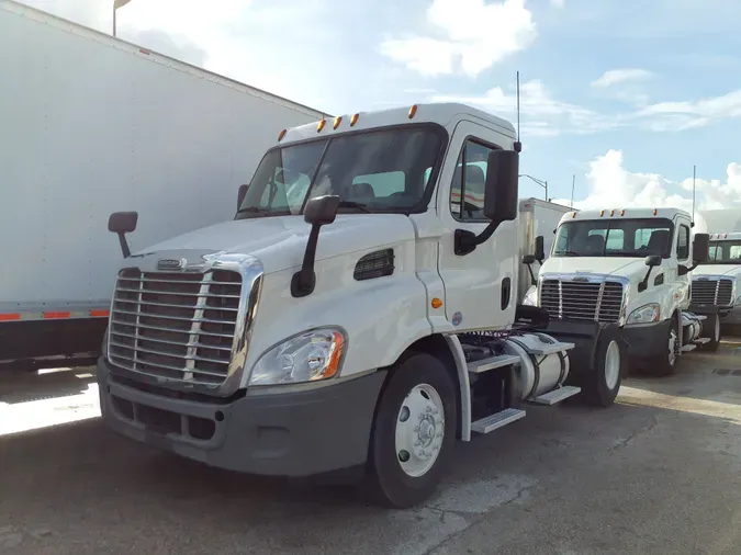 2016 FREIGHTLINER/MERCEDES CASCADIA 113947f9d2bf0b7e956f18a2fe4cfa563cf