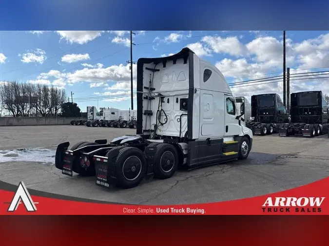2022 FREIGHTLINER CA126