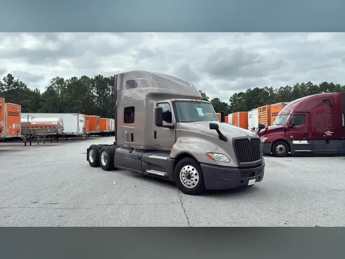 2022 International LT948406b0df000b612261a15c29750cbf