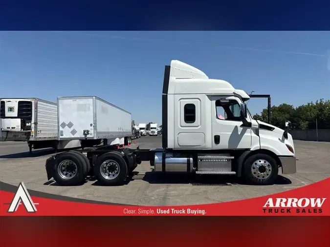 2020 FREIGHTLINER CA116