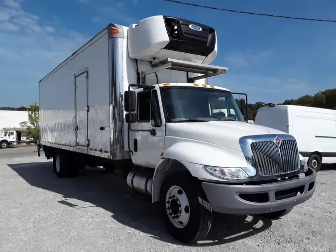 2017 NAVISTAR INTERNATIONAL 4300