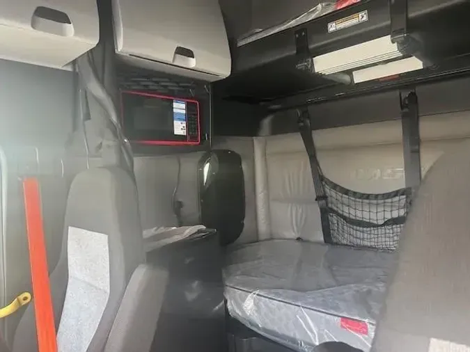 2022 Freightliner Cascadia