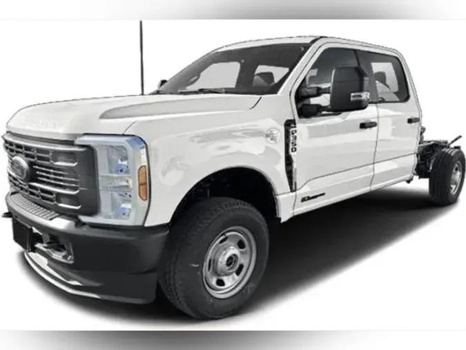 2025 Ford Super Duty F-350 SRW949d27ae0feeebb251c1d20f3e845b80