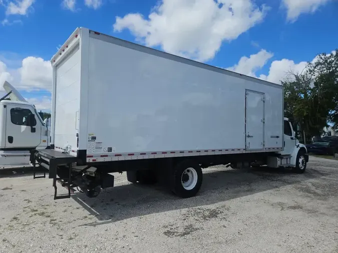 2017 FREIGHTLINER M2 106