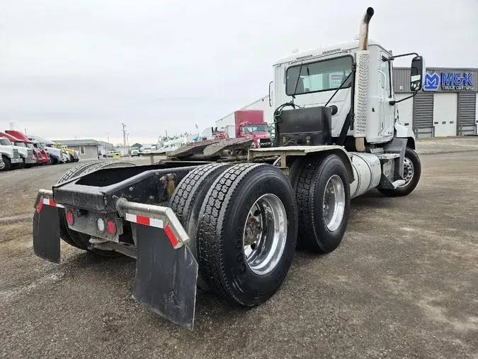 2016 MACK CXU613