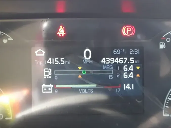 2019 VOLVO VNL64T-300