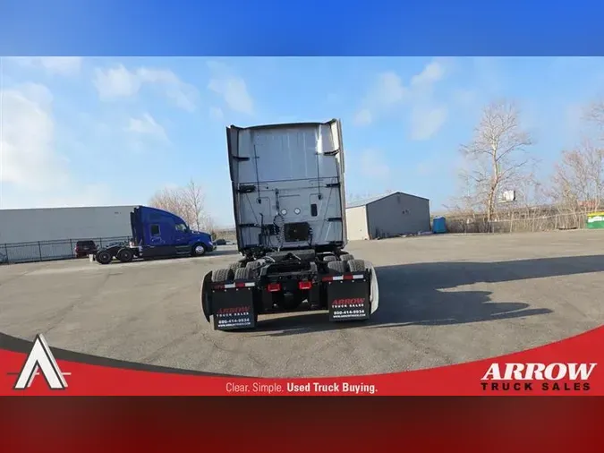 2022 INTERNATIONAL LT