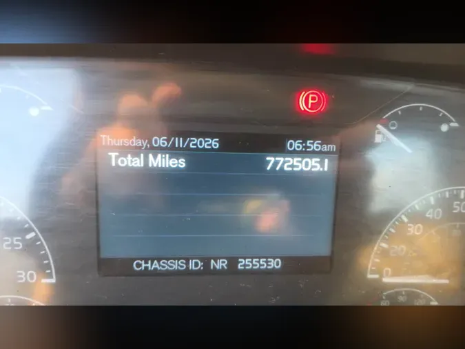 2020 Volvo VNL300