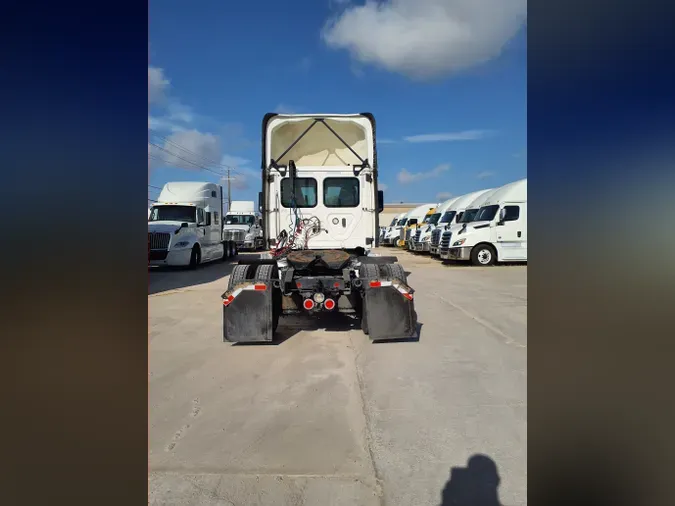 2021 FREIGHTLINER/MERCEDES CASCADIA PX11642ST