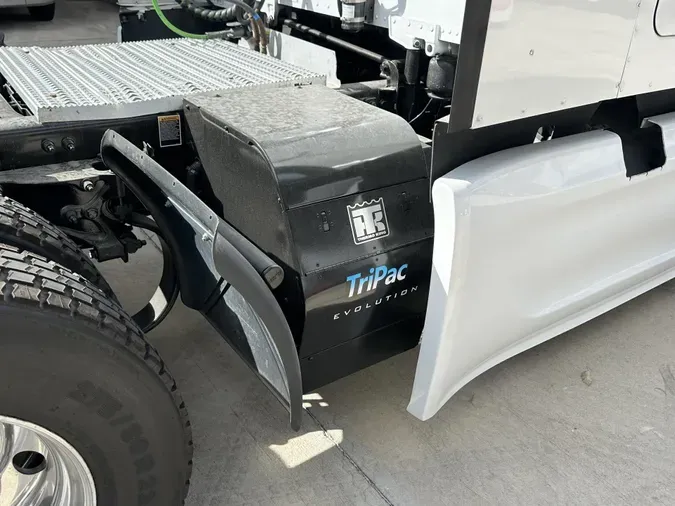 2022 Peterbilt 579