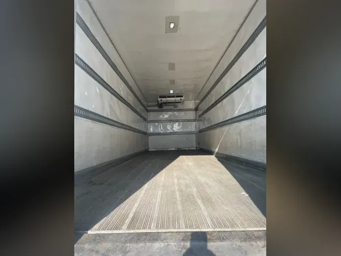 2018 FREIGHTLINER M2 106