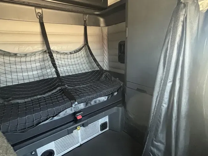 2022 Freightliner Cascadia 126