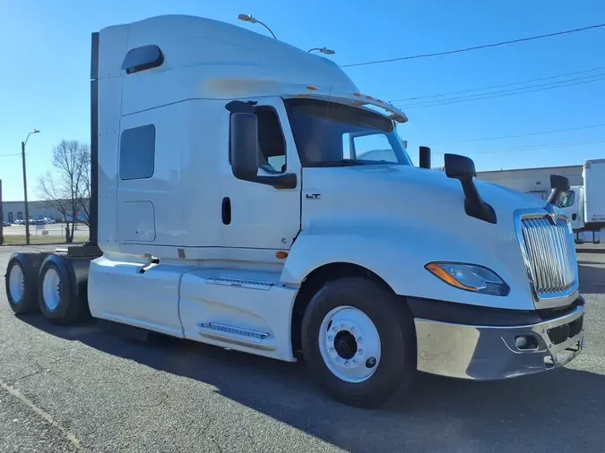 2019 NAVISTAR INTERNATIONAL LT625 SLPR CAB