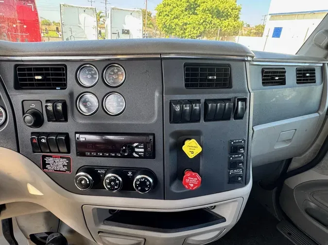 2018 Peterbilt 579