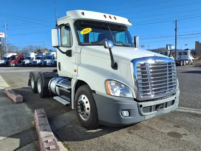 2018 FREIGHTLINER/MERCEDES CASCADIA 125