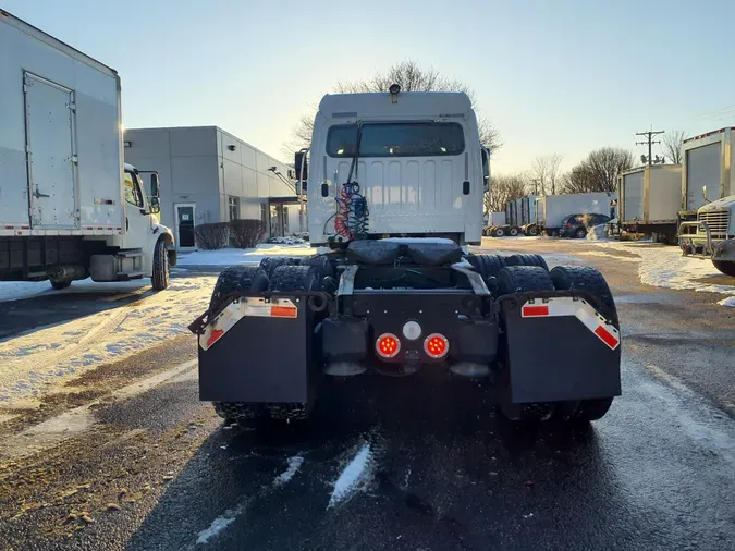 2016 FREIGHTLINER/MERCEDES M2 112