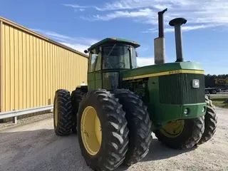 1977 John Deere 8630