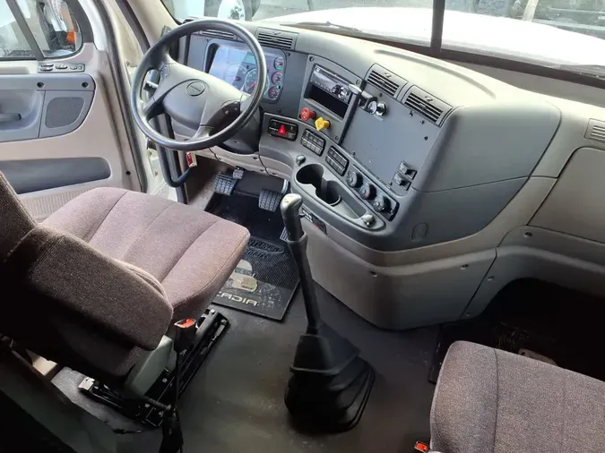 2020 FREIGHTLINER/MERCEDES CASCADIA 125