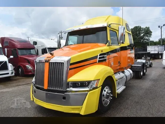 2020 WESTERN STAR 5700XE