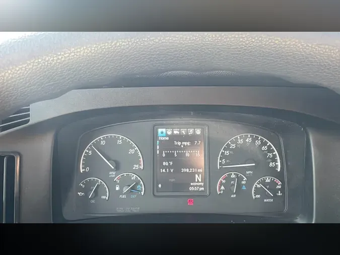 2022 Freightliner Cascadia 126
