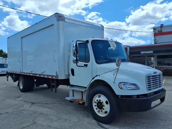2019 FREIGHTLINER M2 106