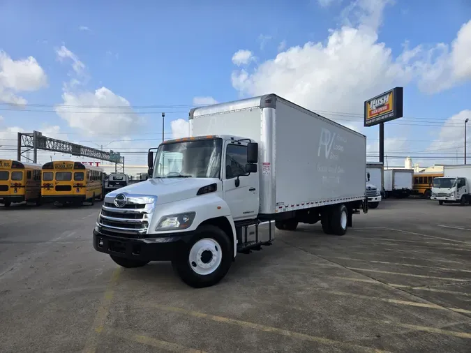 2017 Hino 268
