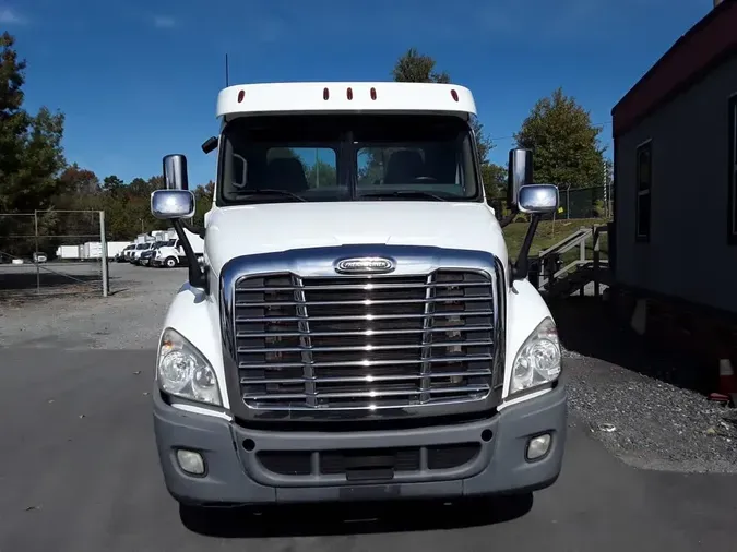 2018 FREIGHTLINER/MERCEDES CASCADIA 12594d315b177a7f66304bdf2f4e32c9b90