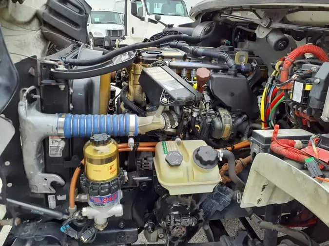 2019 FREIGHTLINER/MERCEDES M2 106