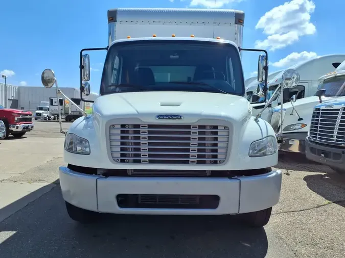 2019 FREIGHTLINER M2 106