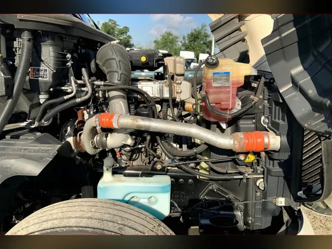 2023 INT LT625 6x4