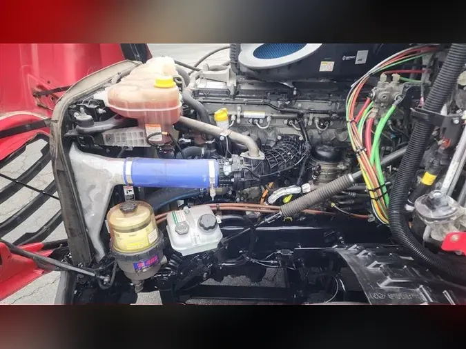 2022 FREIGHTLINER CA126