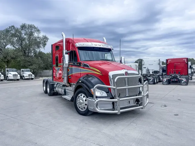 2022 KENWORTH T680