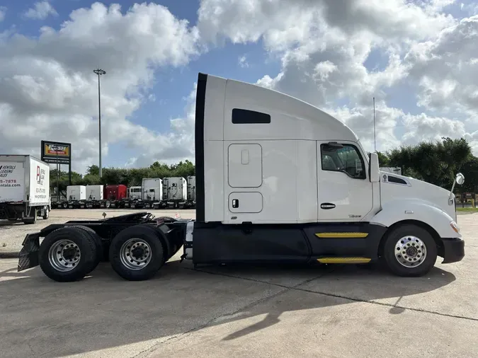 2021 Kenworth T680