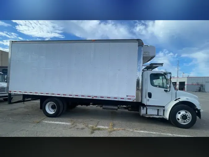 2016 FREIGHTLINER/MERCEDES M2 106