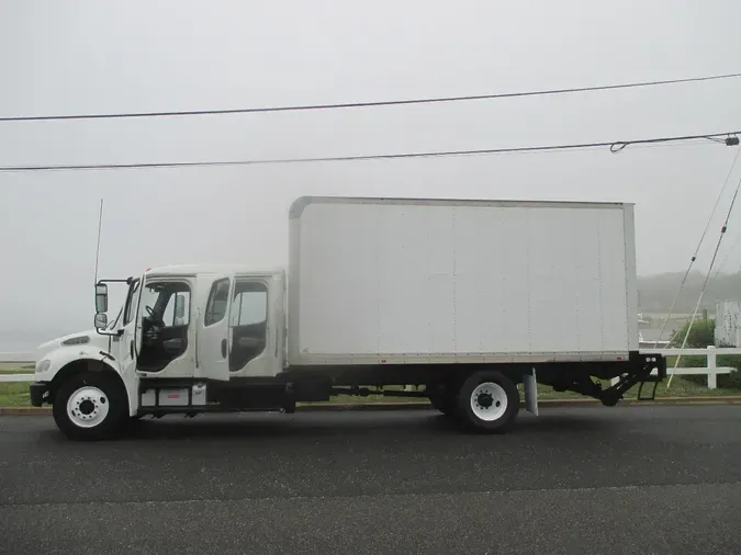2017 FREIGHTLINER M2 CREW CAB