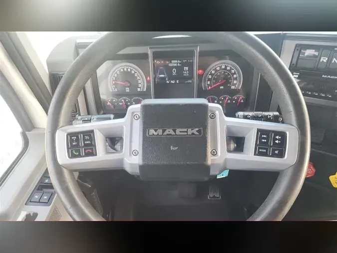 2020 MACK ANTHEM