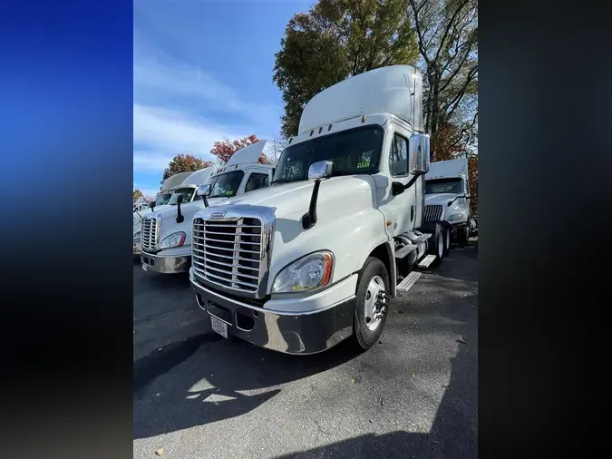 2017 FREIGHTLINER/MERCEDES CASCADIA 12594f2a1699931dd4a501521d1123b10b1