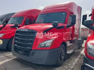2022 FREIGHTLINER Cascadia 126