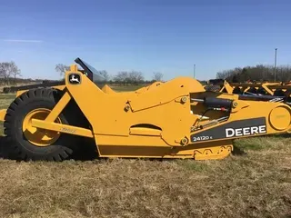 2021 JOHN DEERE 2412DE