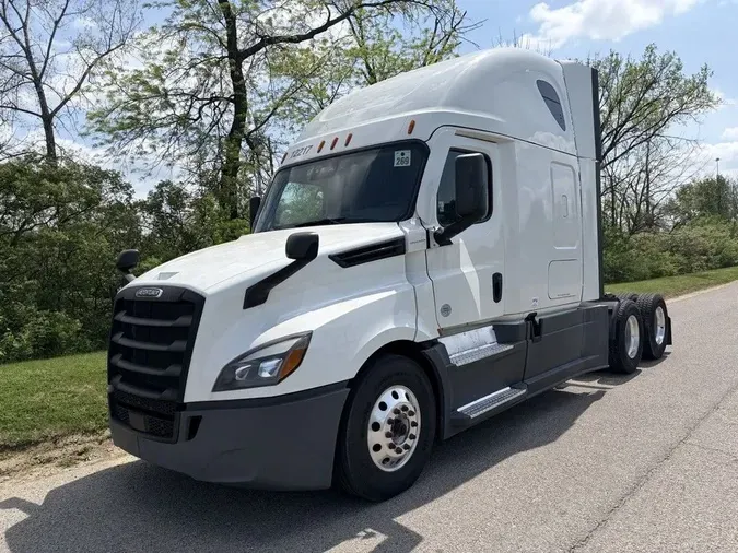 2022 Freightliner Cascadia&reg;94ff3eb5caf5193a44054f39ebb71689