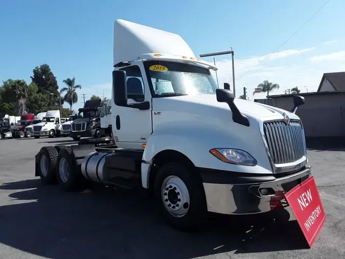 2018 NAVISTAR INTERNATIONAL LT625 DAYCAB T/A